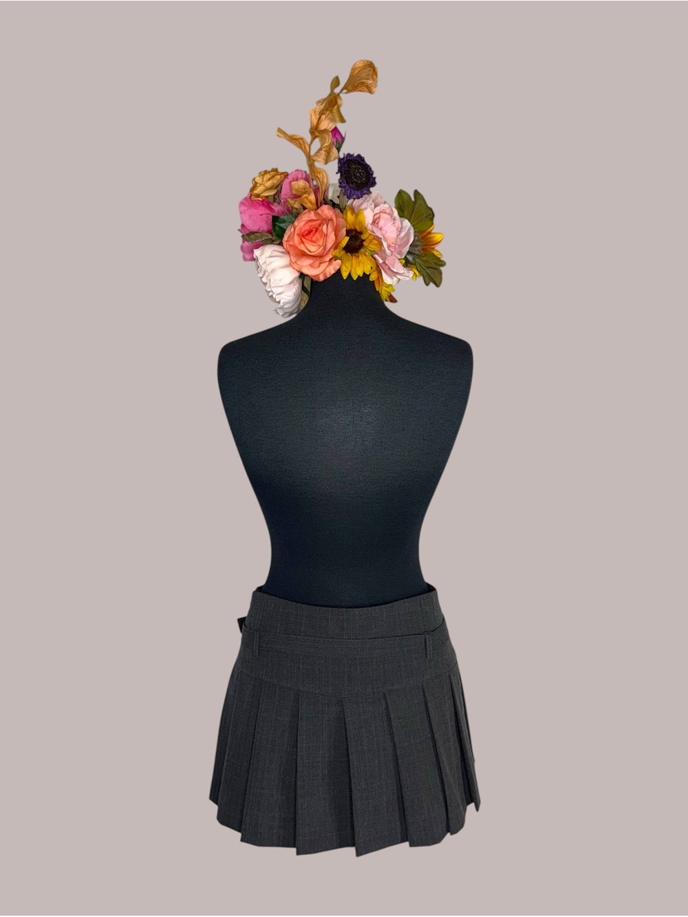 Zara Classic Pleated Mini skort in Charcoal Gray - Picture 6 of 14